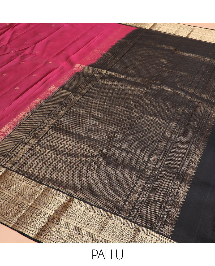 Wine zari buttas Kanchipuram silk saree, contrast border of bentex, kathir, rudraksham, and kamalam designs, and vanki design pallu