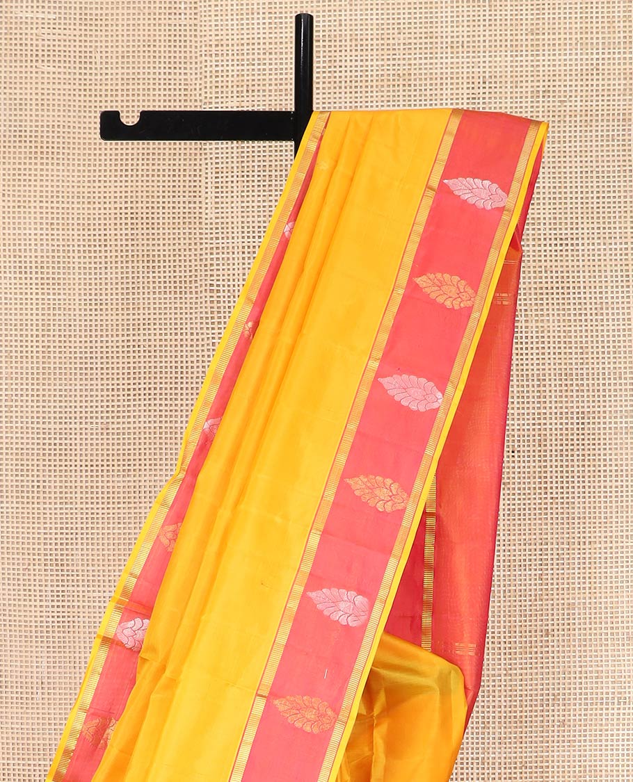 Yellow Plain Kanchipuram Silk Saree, Complemented by a Captivating Contrast Border of Zari Designs, Zari Designs Woven Pallu, and Paired with a Contrast Blouse
