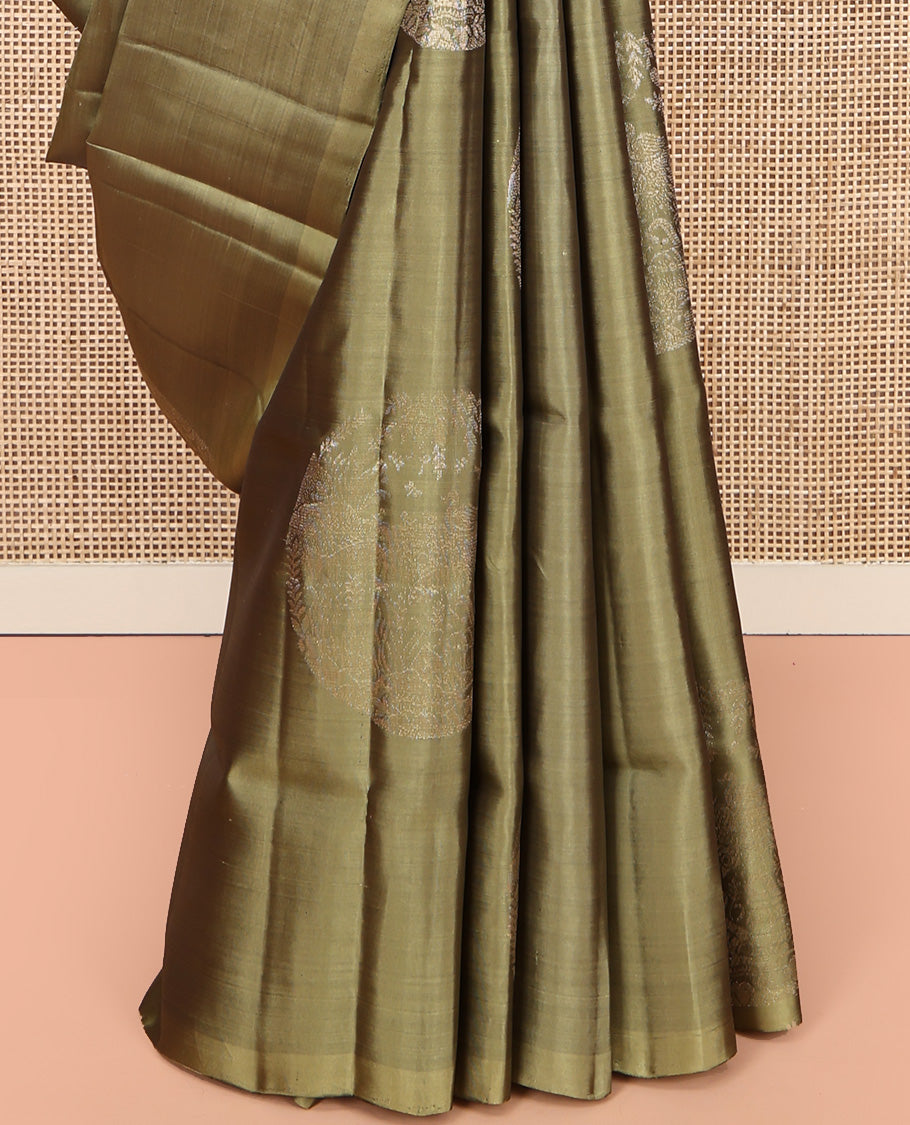 Borderless Pale Green Mayuri Lite Silk Mix Saree, Uniquely Detailed with Round Buttas All Over Its Body, Highlighted by a Self-Pallu of Sea-Themed Designs, and Paired with a Matching Blouse