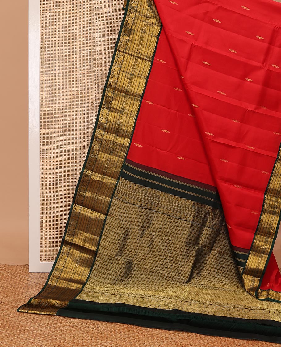 Red zari buttas silk saree, contrast border of rekku,kathir,paayadi kattam,mayil kann & pichwai cow designs & jaal pallu