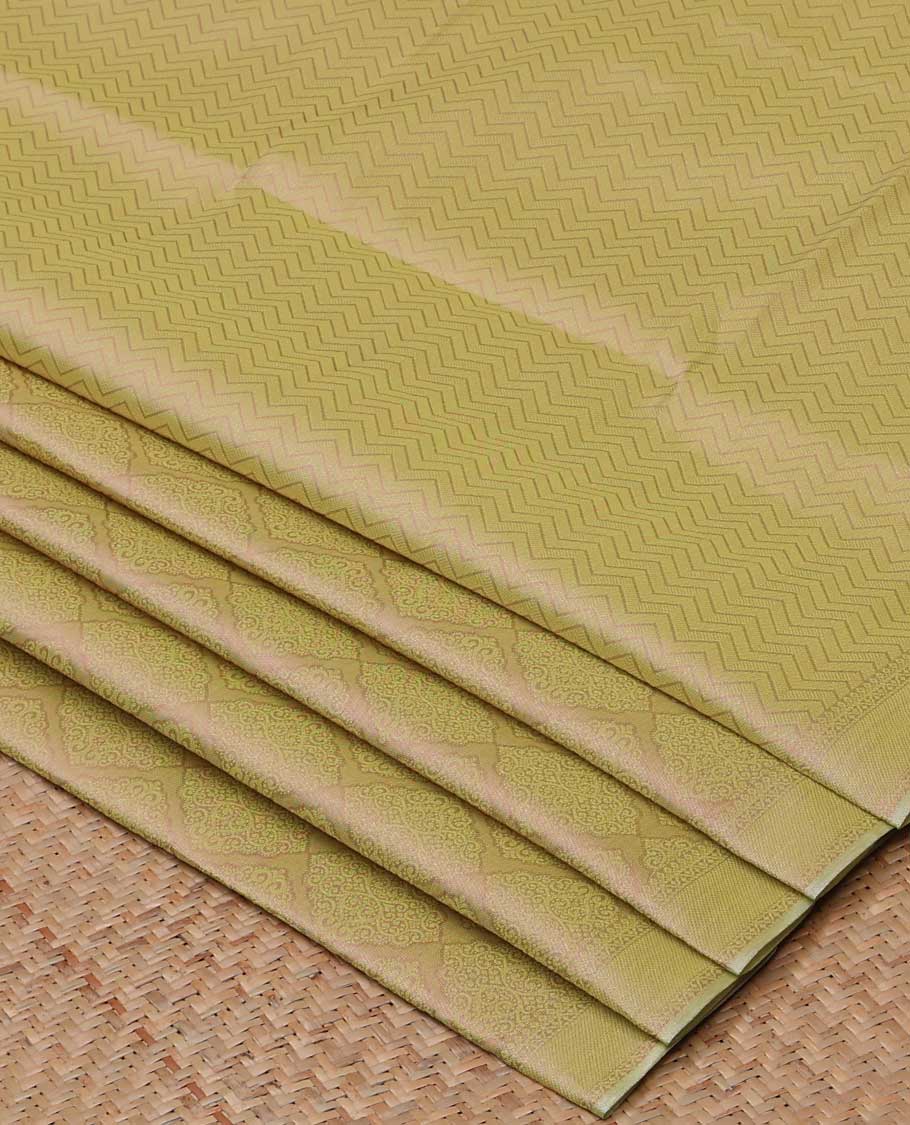 Green intricately designed Semi banaras tissue saree, self-border & pallu of chevron designs