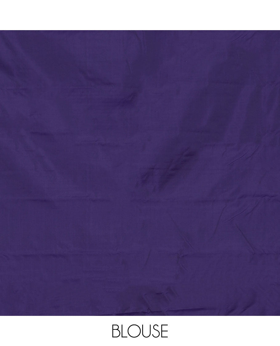 Borderless blue aarani saree with zig-zag stripes, pallu of zig-zag stripes & buttas