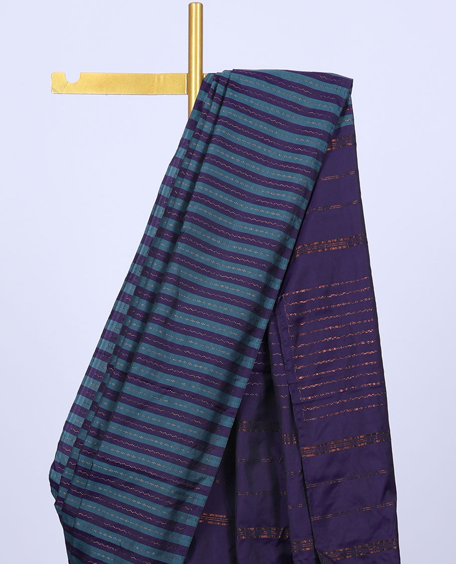 Borderless blue aarani saree with zig-zag stripes, pallu of zig-zag stripes & buttas
