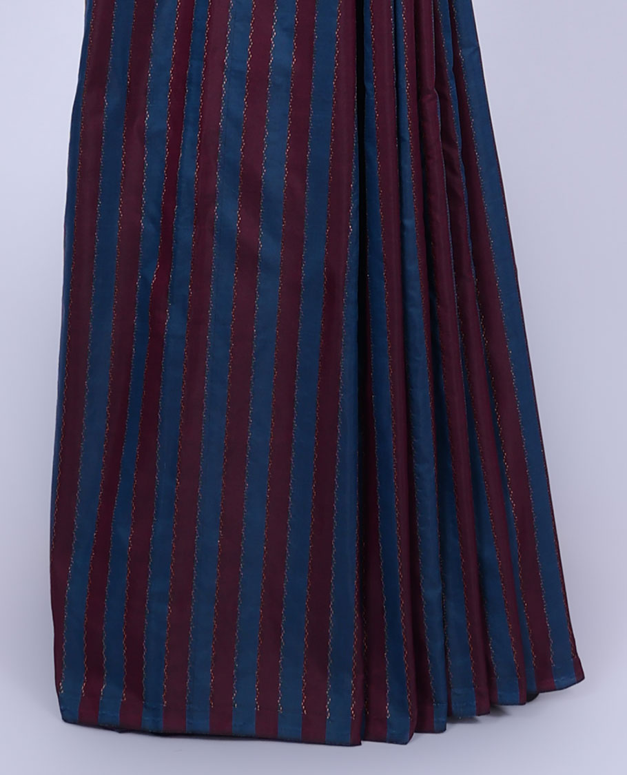 Borderless purple & blue striped aarani saree with zig-zag stripes, self-pallu of zig-zag stripes