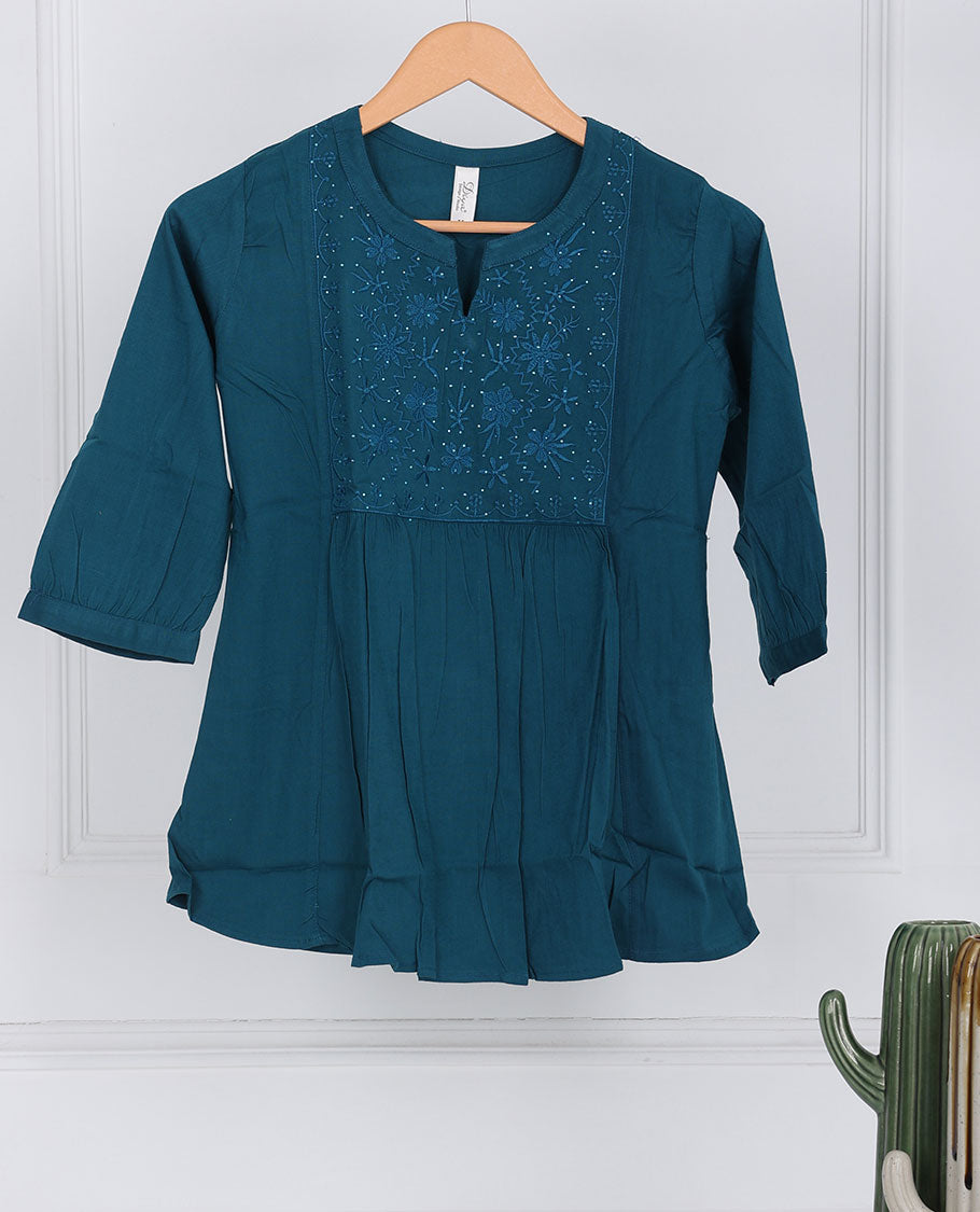 Blue floral vine thread neck embroidered chinese collar & 3/4th-sleeve cotton top