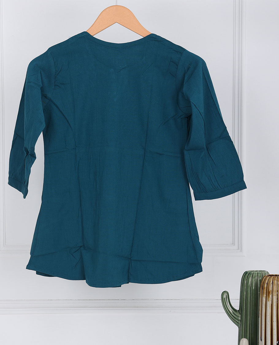 Blue floral vine thread neck embroidered chinese collar & 3/4th-sleeve cotton top