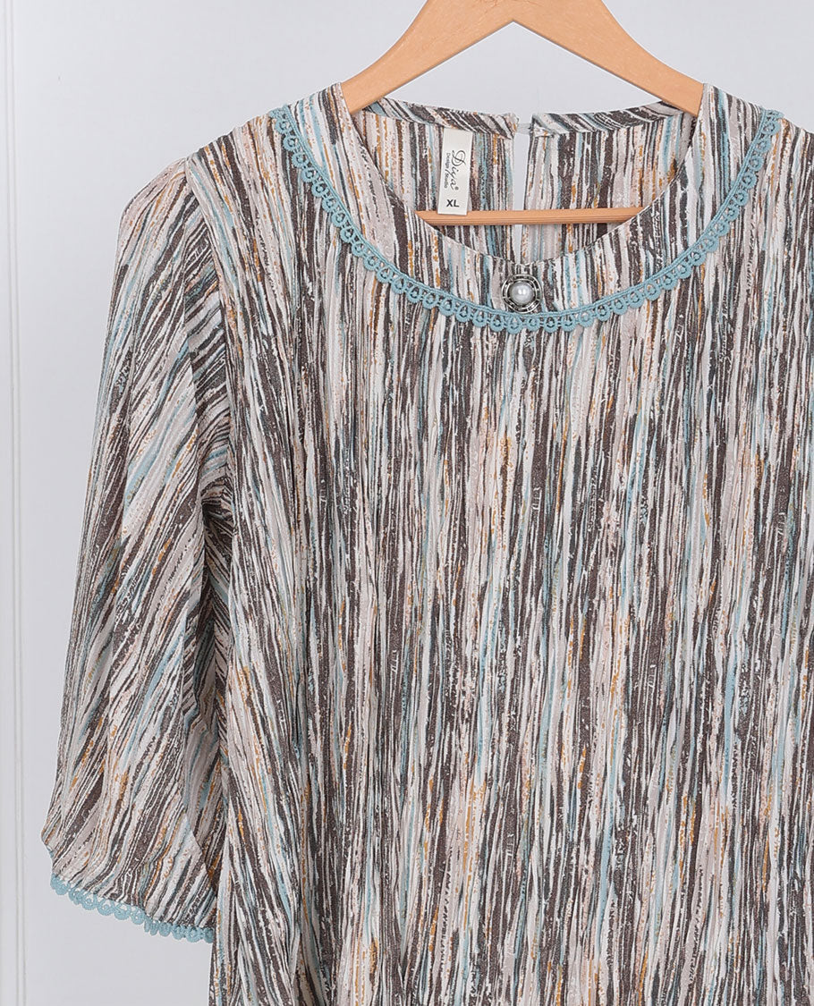 Multi-color abstract-style printed round-neck & 3/4th sleeve top