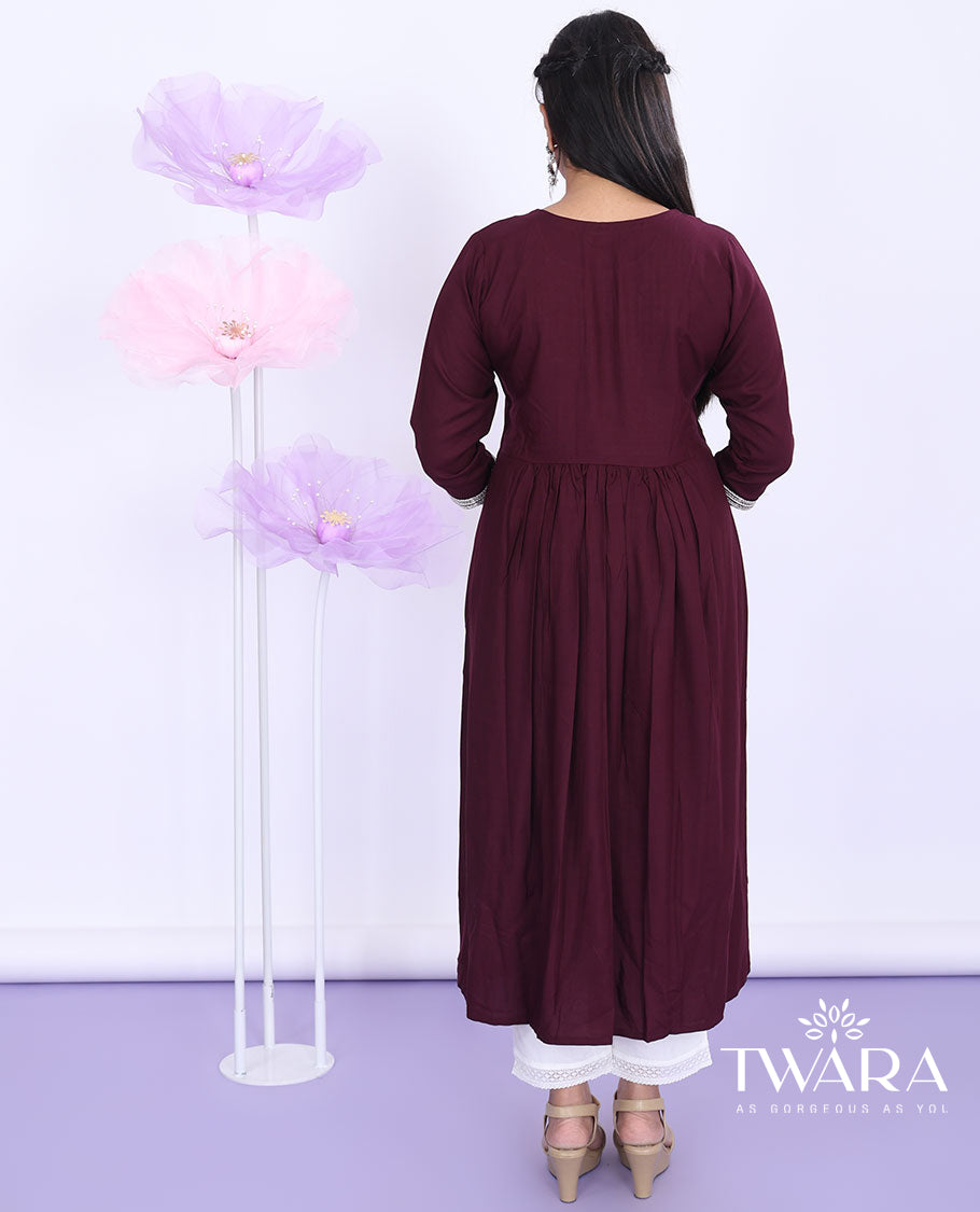 Twara maroon thread patch embroidered round neck with 3/4th sleeve rayon calf-length kurti