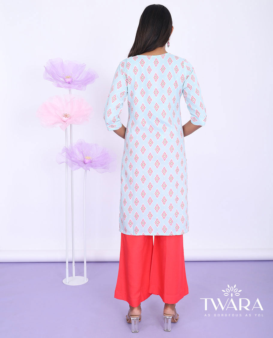 Twara blue diamond motifs printed round neck with 3/4th sleeve rayon straight-cut knee-length kurti