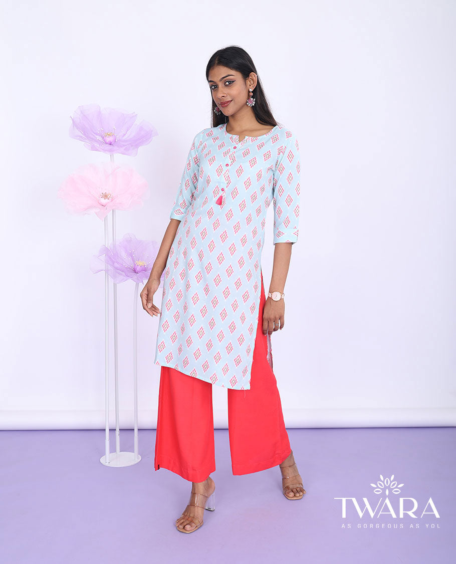 Twara blue diamond motifs printed round neck with 3/4th sleeve rayon straight-cut knee-length kurti
