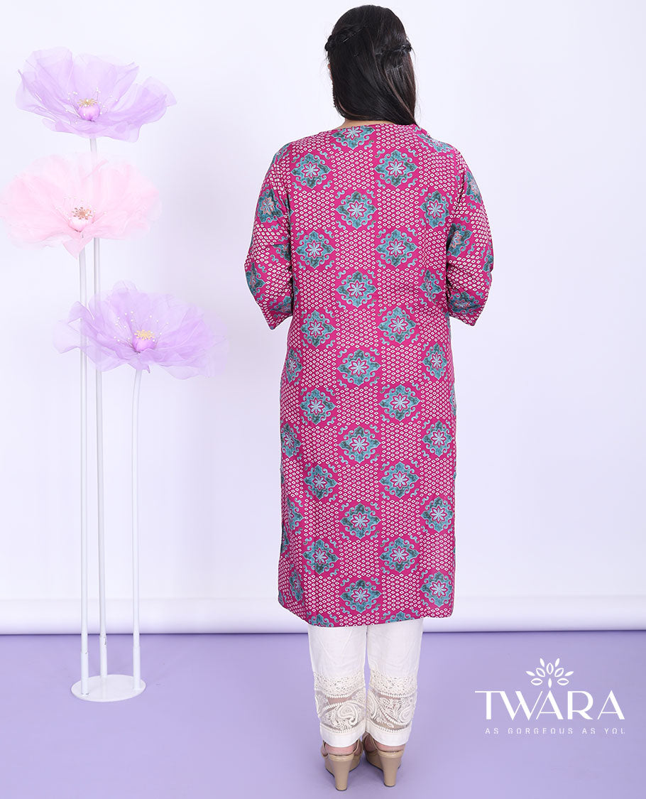 Twara pink intricately printed boat-neck 3/4th sleeve rayon straight-cut below-knee kurti