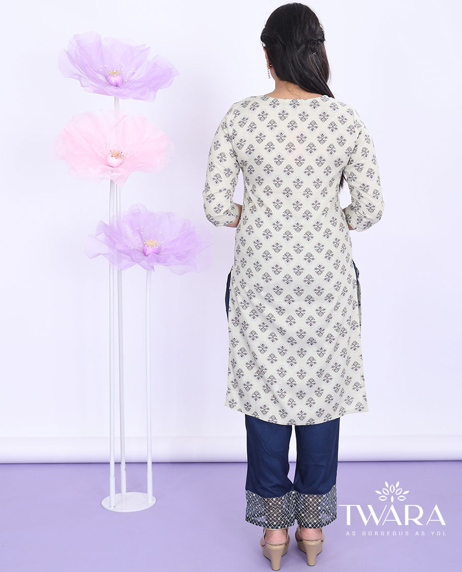Twara beige unique motifs round-neck with 3/4th sleeve cotton straight-cut below-knee kurti