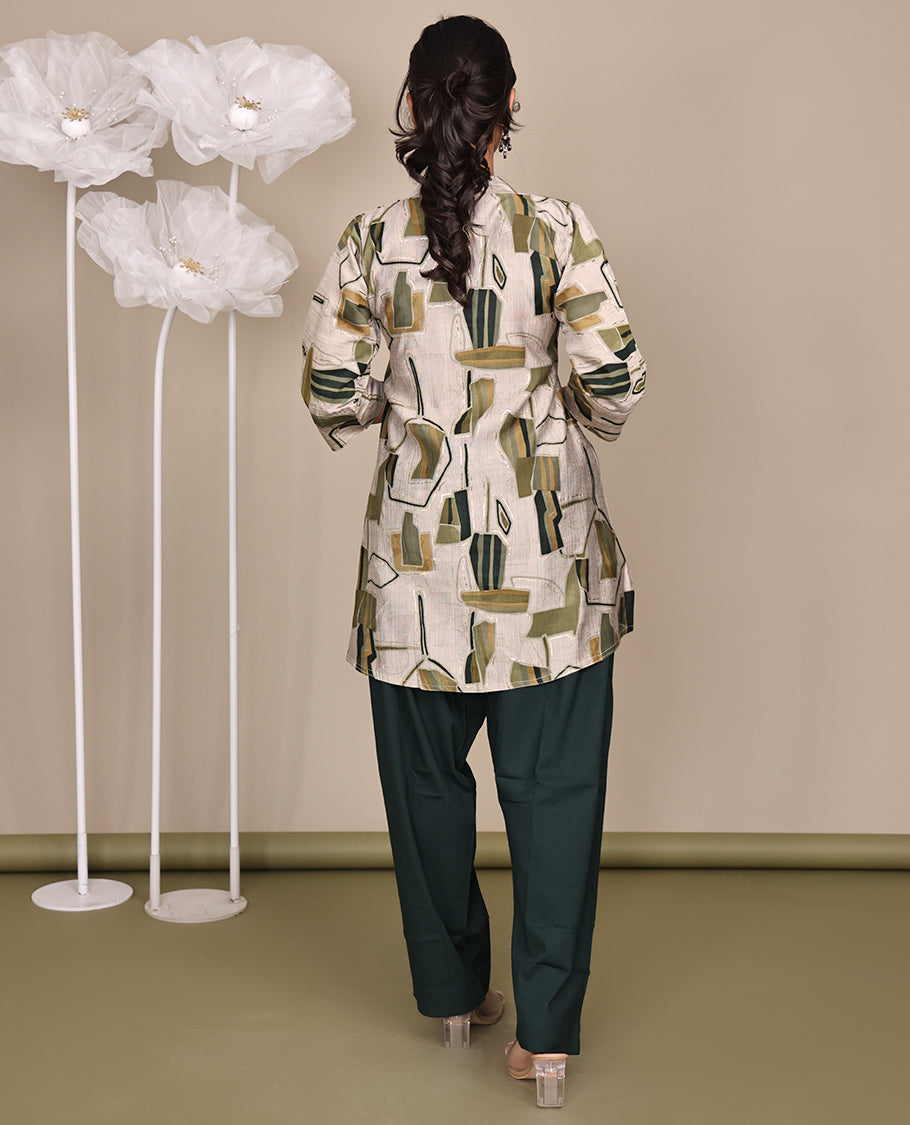 Grey Abstract Printed Above-Knee-Short Rayon Kurti, Comes with a Chinese Collar, 3/4 Sleeves, and A-Line Length