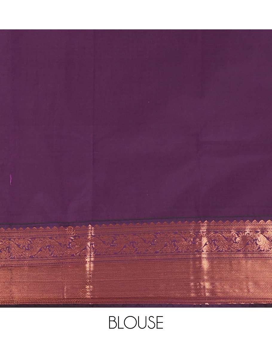 Grey checked, floral design gift saree with contrast zari design border & intricate zari design pallu