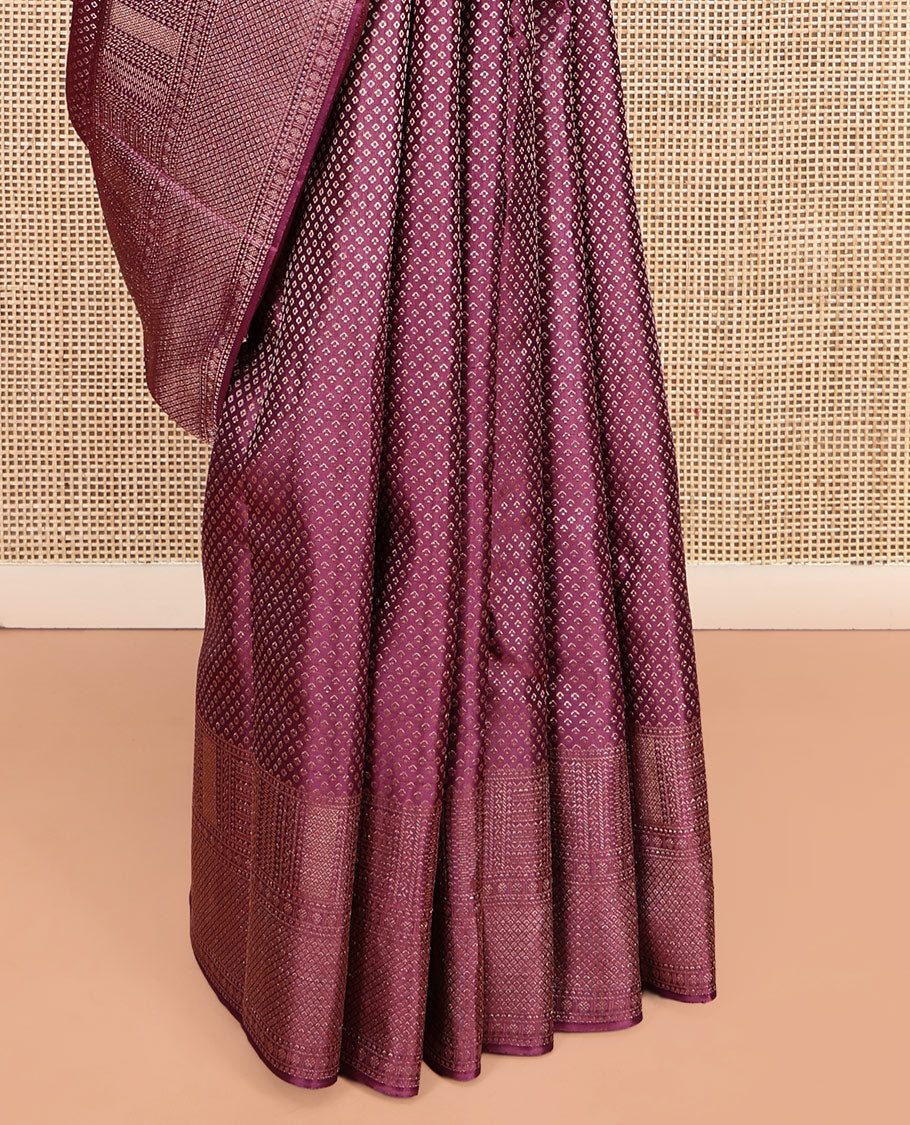 Purple Kanchipuram Wedding Silk Saree, Steeped in Richness of Buttas, a Traditional Zari Border, Jaal Pallu, and a Matching Blouse