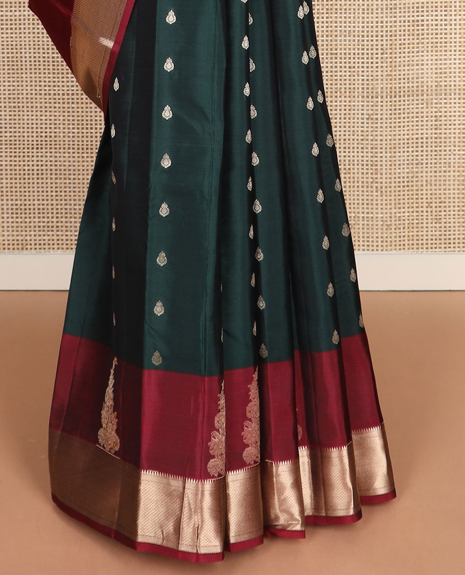 Green zari buttas vasundhara silkmix saree,contrast border of floral,rekku,muthu,banaras & mayil kann & grand mayil kann design pallu