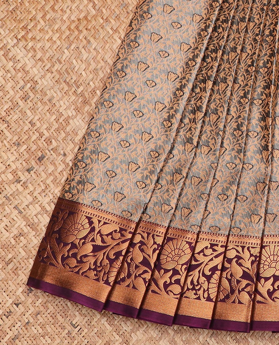 Grey floral jaal jacquard gift saree, contrast floral creeper zari border, and pallu of paisley designs