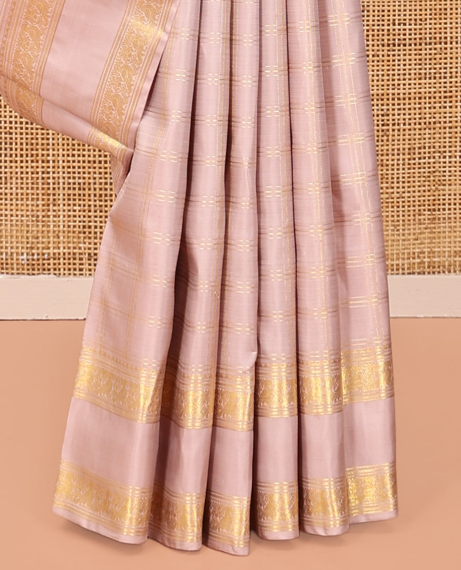 Baby Pink Kanchipuram Silk Saree, Crafted with Zari Checks, Highlighted by Zari Rettai Pettu Border, Zari Buttas Pallu, and Matching Blouse