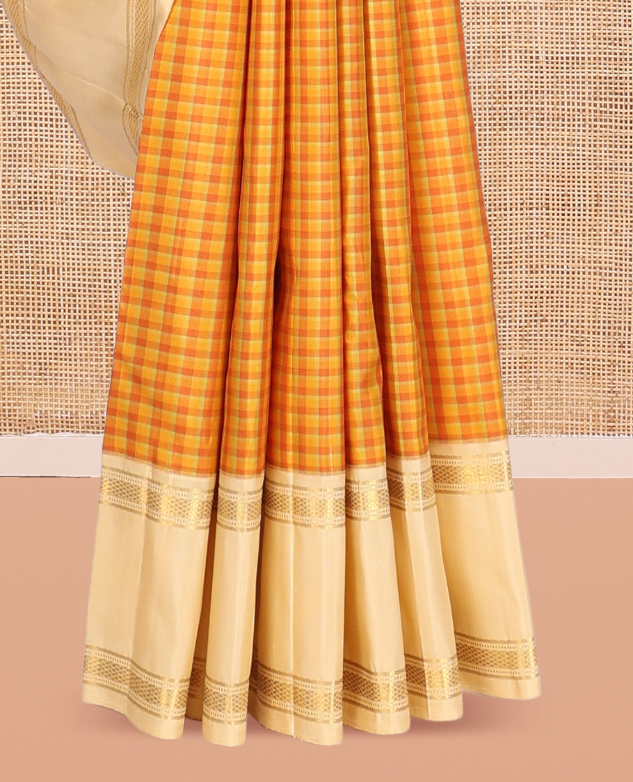 Yellow Checked Kanchipuram Silk Saree, Complemented by a Contrast Border of Muthu, Banaras, and Kuyil Kann Designs, Zari Woven Pallu, and Contrast Blouse