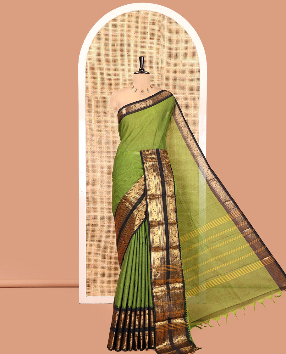 Green Plain Chettinad Cotton Saree, Contrast Traditional Rettai Pettu Temple Border of Peacock and Elephant Designs, Striped Pallu,With Matching Blouse