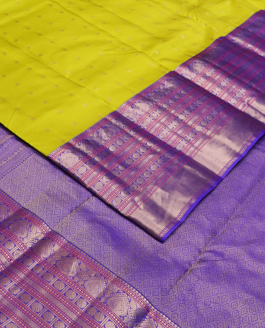 Green zari buttas silk saree, contrast border of salangai,manga,jada nagam,rudraksham & rettai neli designs & jaal pallu