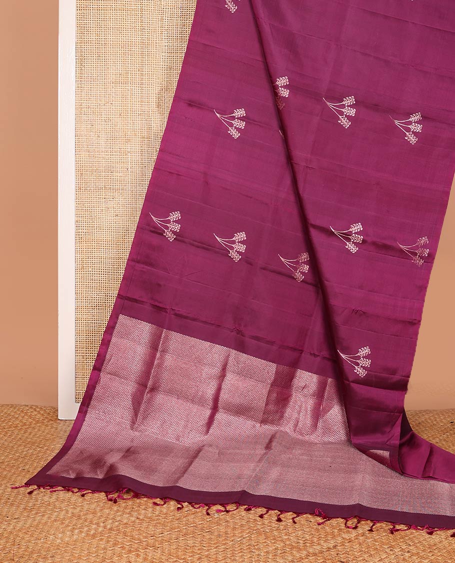 Borderless purple floral buttas soft silk saree, gleaming zari pallu of vanki designs