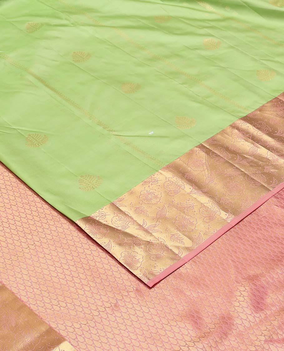 Green zari design Vasundhara silk mix saree, contrast floral zari design border, and thilakam design pallu