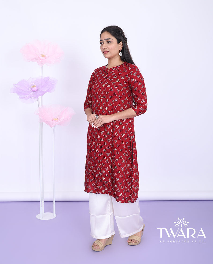 Twara maroon triangle motifs printed Chinese collar 3/4th sleeve rayon straight-cut below-knee kurti