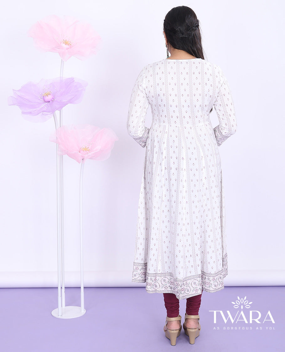 Twara cream unique motifs printed round neck with 3/4th sleeve cotton straight-cut below-knee kurti