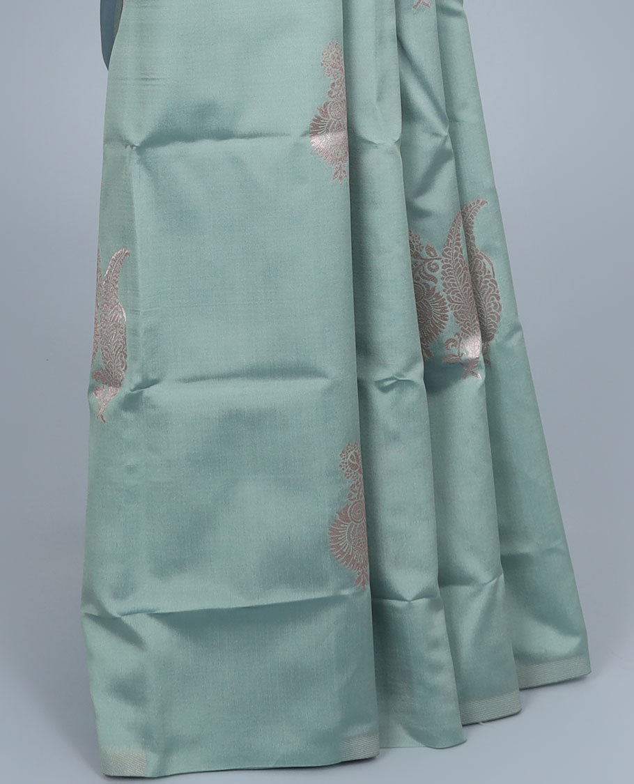 Borderless pink butter silk saree with zari buttas, self-pallu of ogee patterns