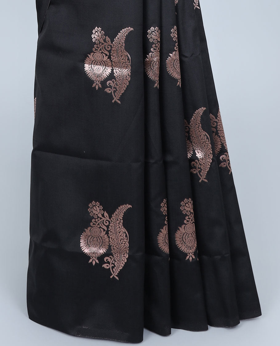 Borderless pink butter silk saree with zari buttas, self-pallu of ogee patterns