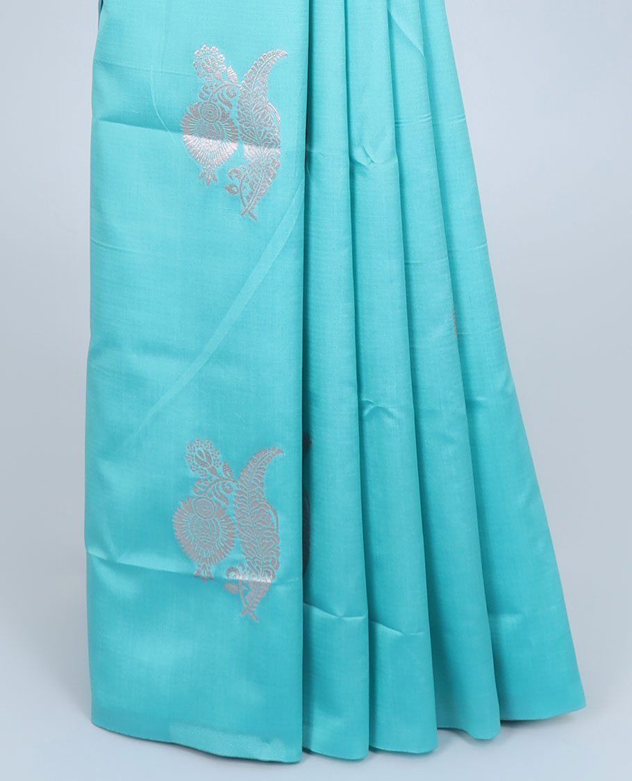 Borderless pink butter silk saree with zari buttas, self-pallu of ogee patterns