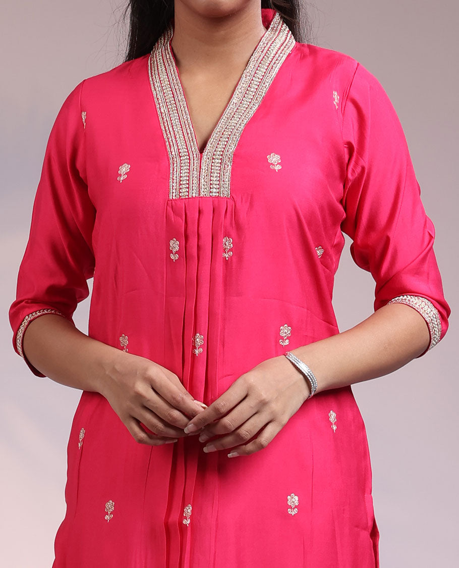 Twara pink embroidered 3/4th sleeve & V-neck muslin straight-cut below-knee kurti