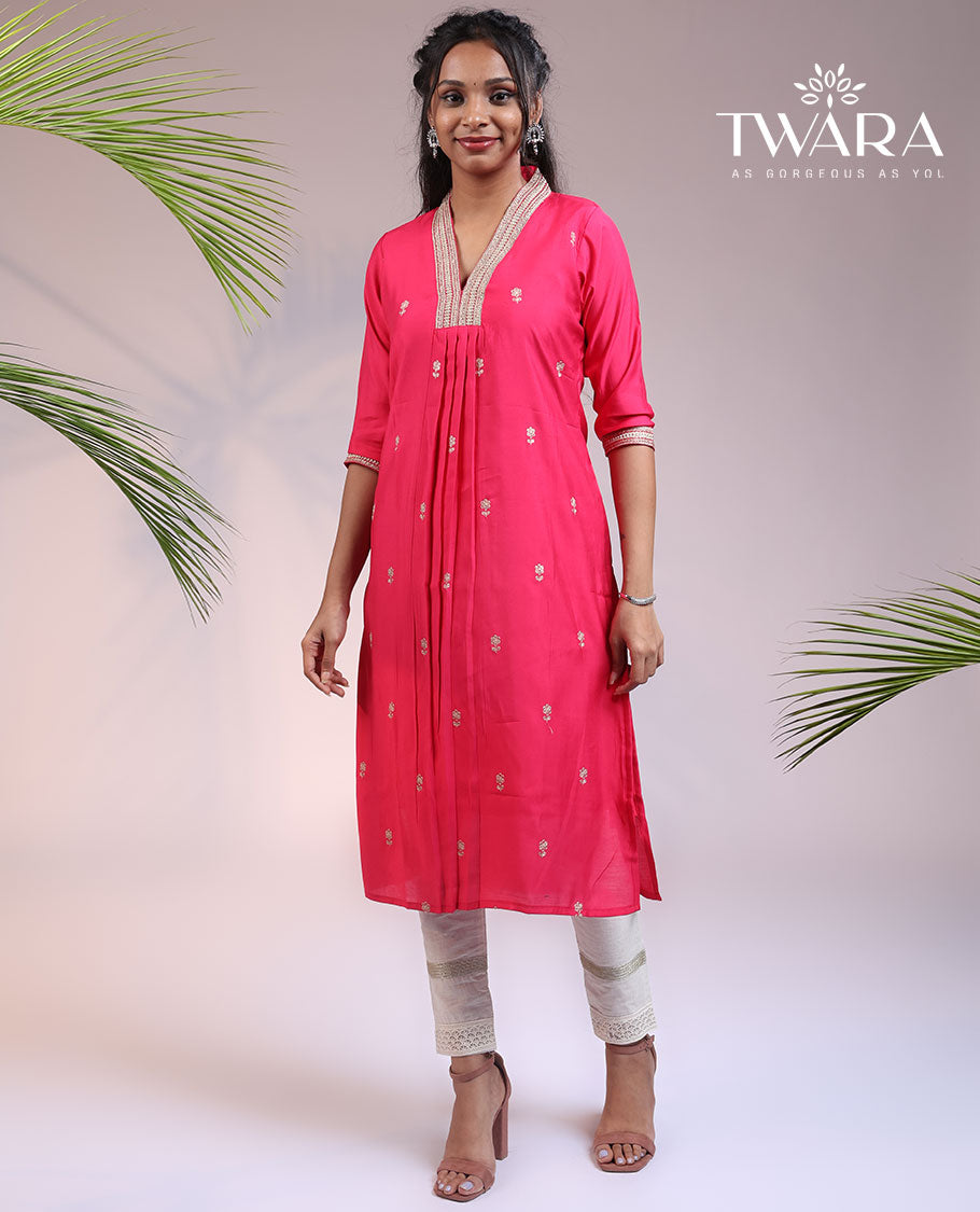Twara pink embroidered 3/4th sleeve & V-neck muslin straight-cut below-knee kurti