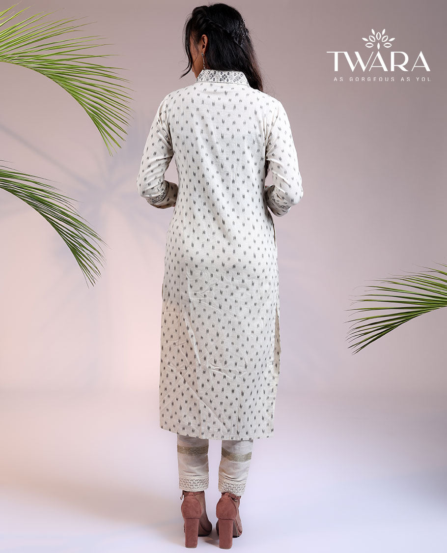 Twara cream unique buttas 3/4th sleeve & V-neck cotton straight-cut below-knee kurti