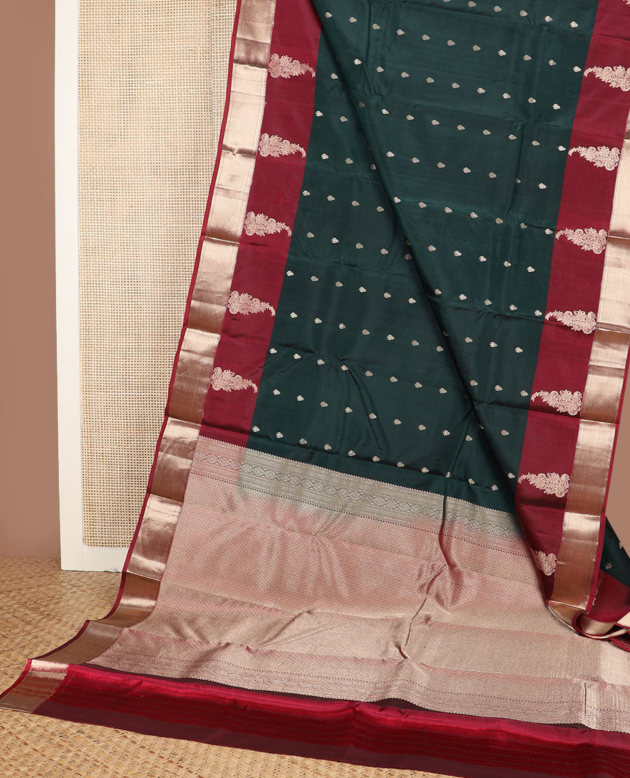 Green zari buttas vasundhara silkmix saree,contrast border of floral,rekku,muthu,banaras & mayil kann & grand mayil kann design pallu
