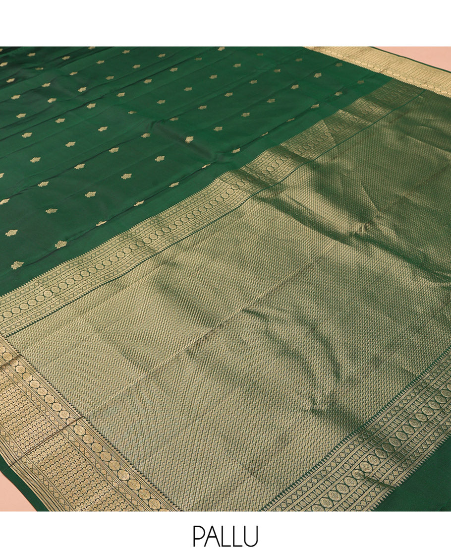 Green Vasundhara Lite Silk Mix Saree, Richly Decked Up with Zari Buttas, a Zari Traditional Border, Grand Pallu, and a Matching Blouse
