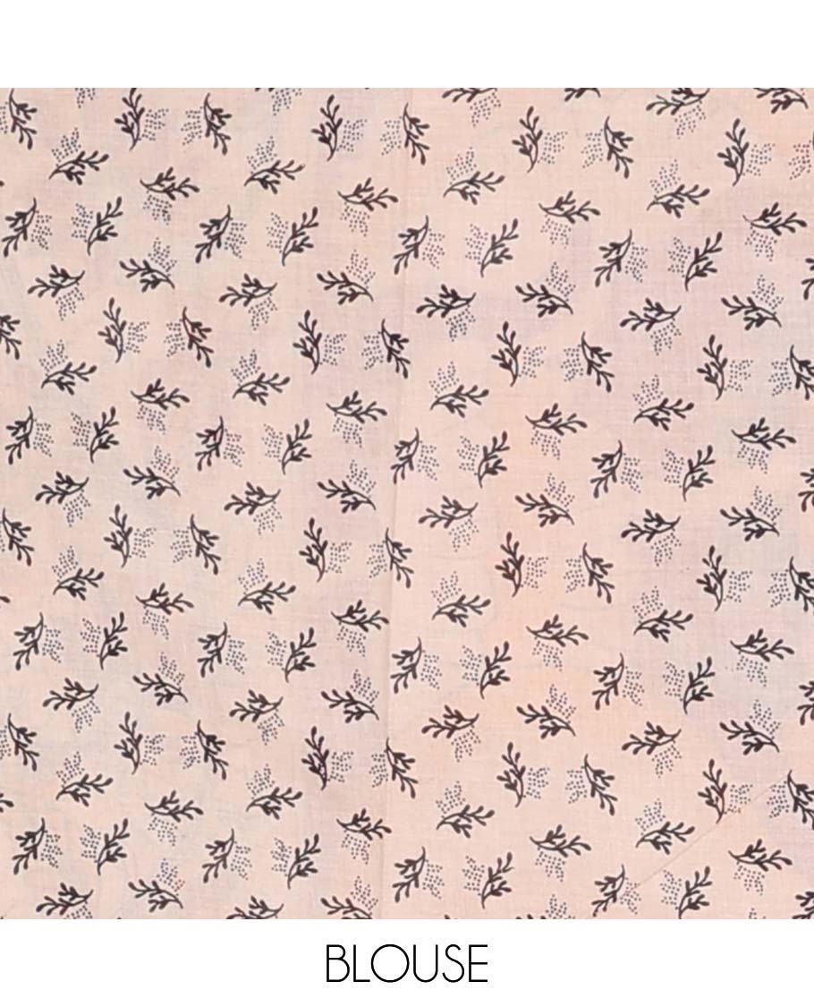 Cream argyle design machine-printed kalamkari cotton saree with contrast floral border & floral vine design pallu