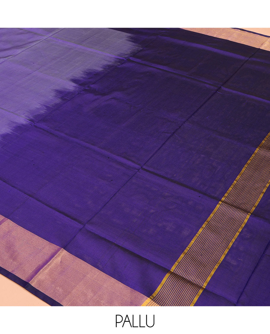 Violet Plain Uppada Silk Saree, Complemented by a Contrast Bavanji Border, Plain Pallu, and Paired with a Contrast Blouse