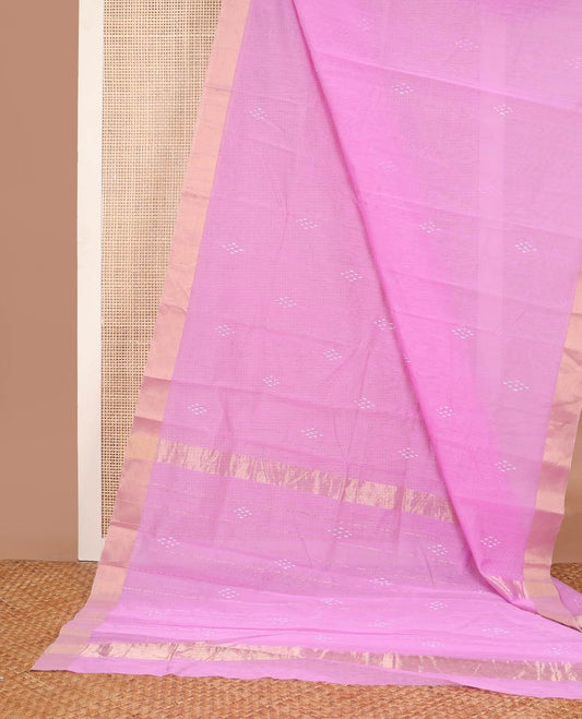 Light pink geometric motifs with contrast border & geometric design pallu