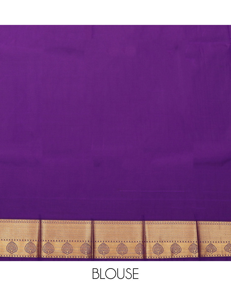 Green Budget Silk Saree, Woven with Zari Buttas, a Contrast Traditional Zari Border, Grand Pallu, and a Contrast Blouse