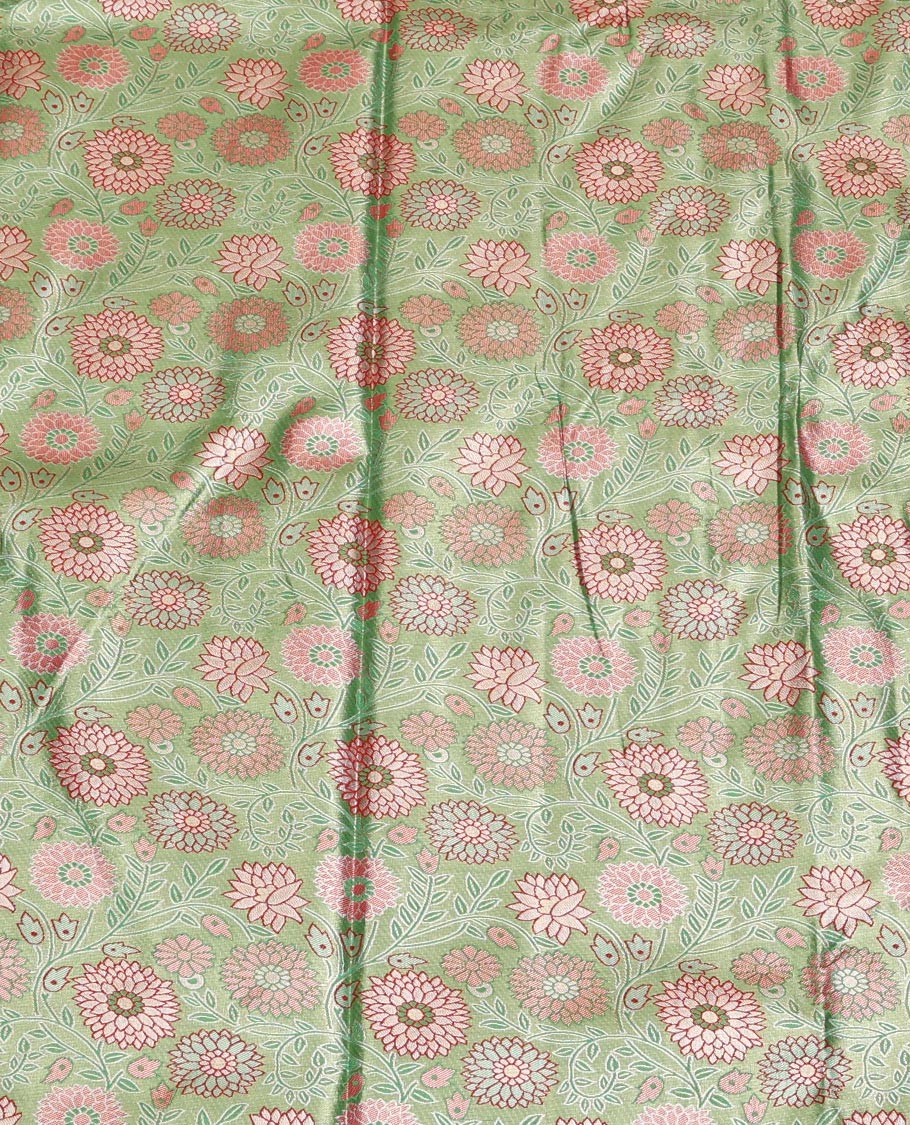 Green Art Silk Half-Saree, Adorned with Floral Jacquard Design, Contrast Traditional Zari Border, Paired with a Contrast Jacquard Blouse, and an Intricate Dhavani
