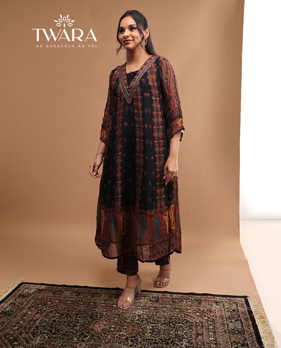Twara black floral design v neck , 3/4 th sleeve , below knee length kurti with striaght pants floral dupatta