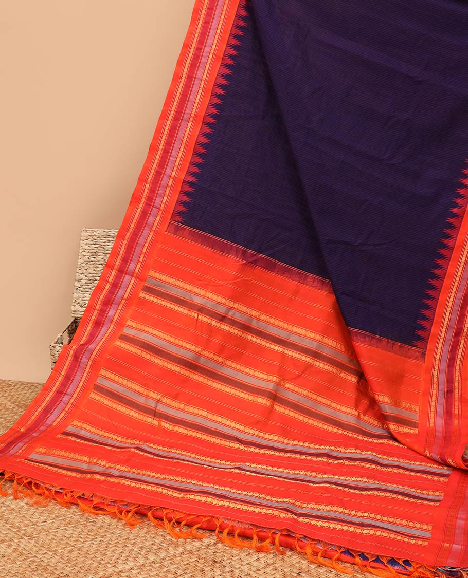 Blue gadwal saree with contrast zari design border & traditional zari design pallu