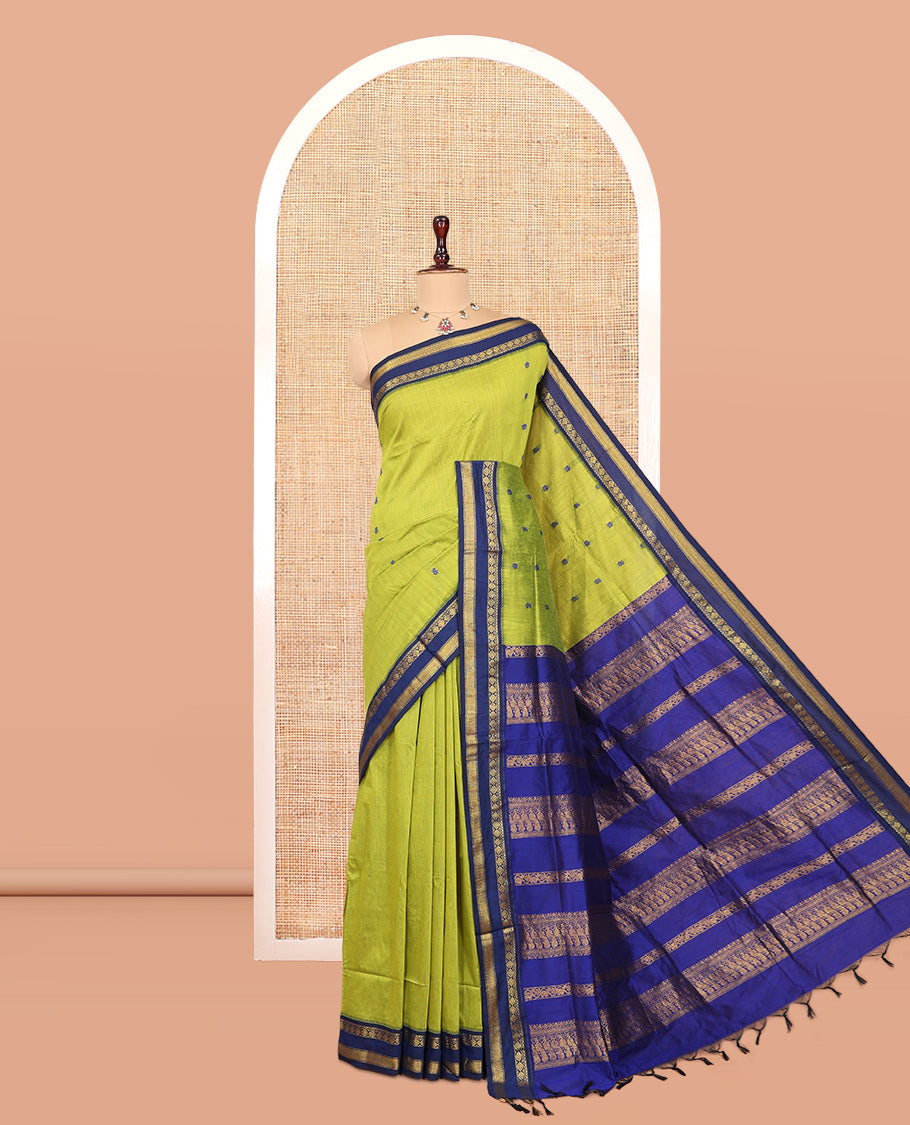 Green Kalyani Cotton Saree, Woven with Thread Buttas, Complemented by a Contrast Rettai Pettu Traditional Border, Traditional Pallu, and a Contrast Blouse