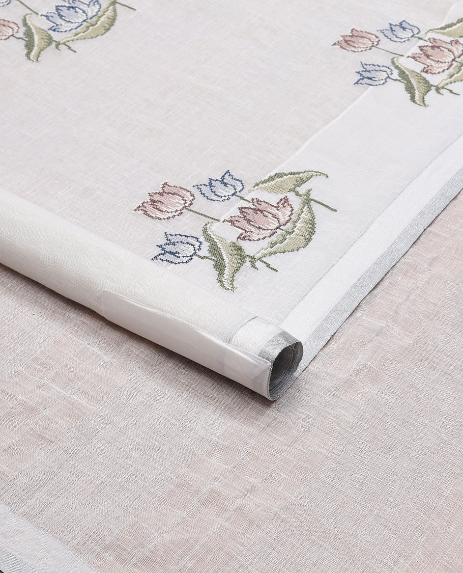 Borderless white lotus flower design, cross stitch embroidery linen saree