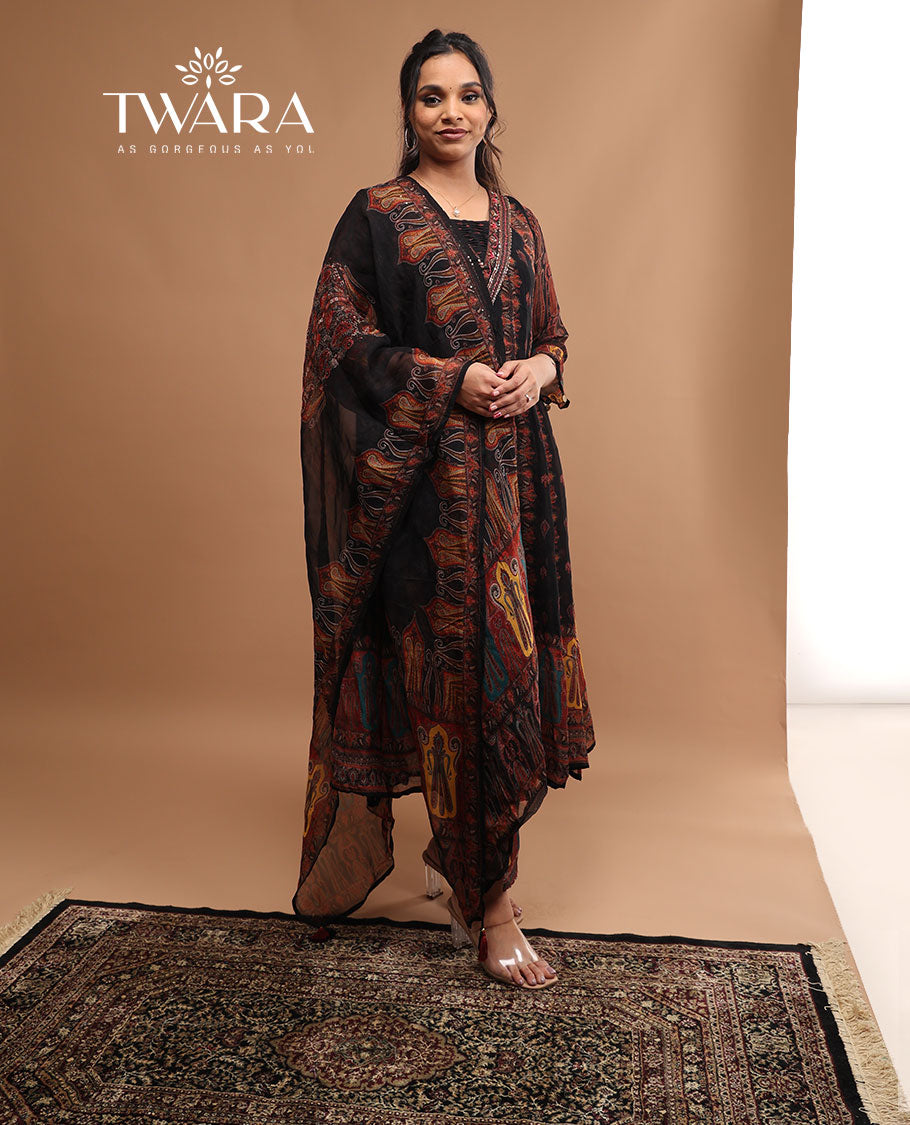 Twara black floral design v neck , 3/4 th sleeve , below knee length kurti with striaght pants floral dupatta