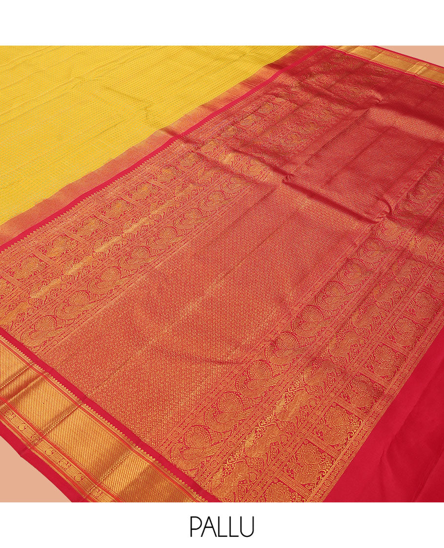 Yellow Checked Kanchipuram Silk Saree, Contrast Korvai Border of Salngai, Muthu, Zari Stripes, Mayil, and Manga Design, Jaal Pallu, and a Contrast Blouse
