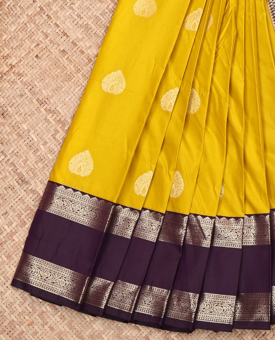 Yellow Budget Silk Saree, Adorned with Zari Buttas on Its Body, Complemented by a Contrast Traditional Zari Design Rettai Pettu Border, Pallu of Jaal Design, and Paired with a Contrast Blouse