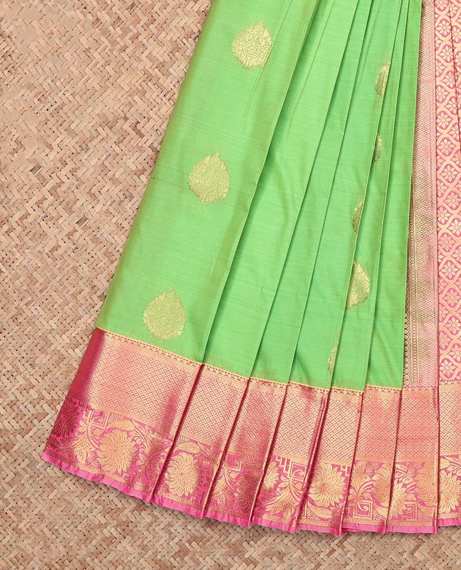 Green Budget Silk Saree, Subtly Sparkled With Zari Buttas, Complemented by Contrast Traditional Zari Border, Grand Pallu and a Contrast Blouse